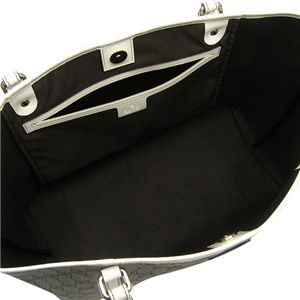 2118492.JPG - 74,797BYTES