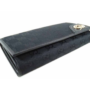 2118492.JPG - 74,797BYTES