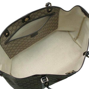 2118492.JPG - 74,797BYTES