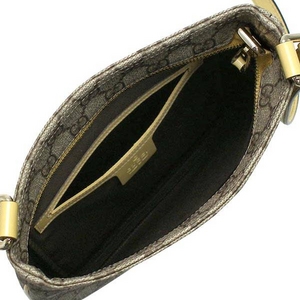 2118492.JPG - 74,797BYTES