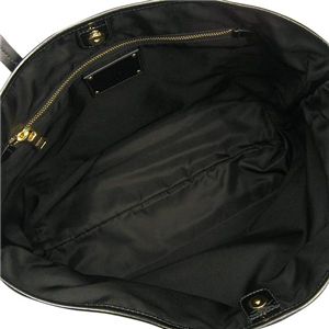 BR40012.JPG - 13,250BYTES